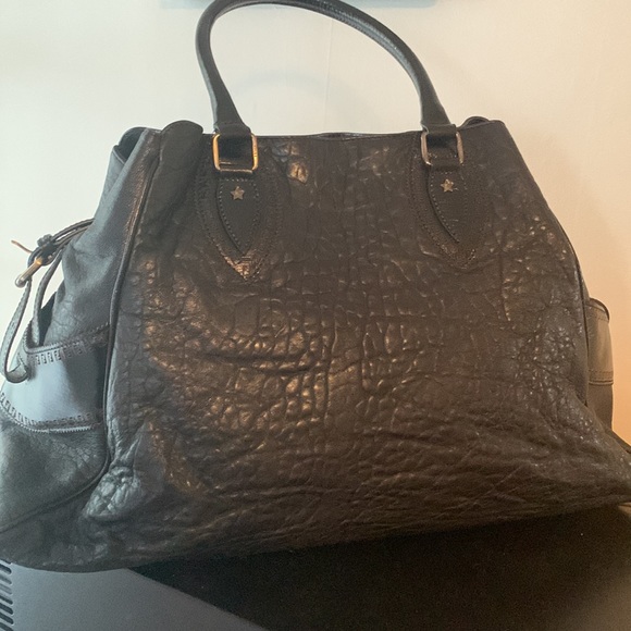 Fendi black leather bag used great condition beautiful leather. - Picture 7 of 16